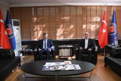 Cumhurbaşkanı Yardımcısı Yılmaz’dan TÜRK-İŞ'e ziyaret