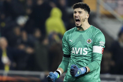 Kaleci Altay Bayındır, Manchester United'da