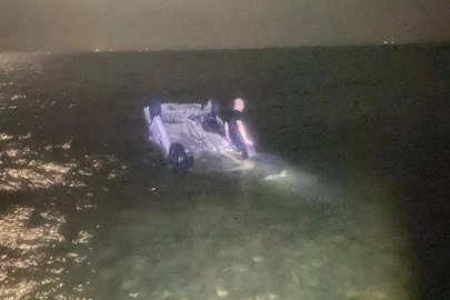 Denize düşen araçta okul müdürü hayatını kaybetti