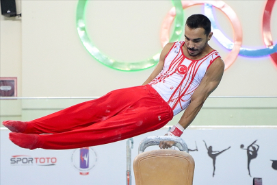 Milli sporcu Ahmet Önder, altın madalya kazandı