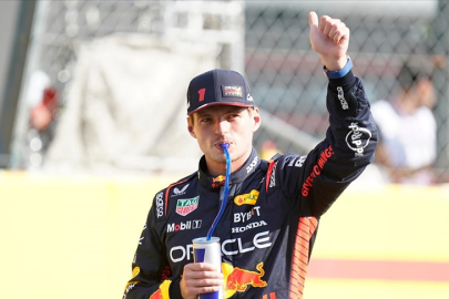 Verstappen, F1'de tarihe geçti
