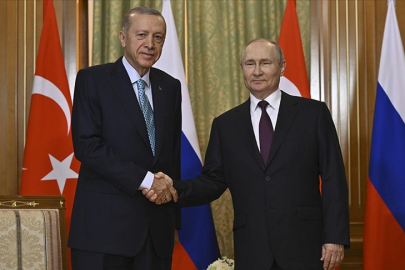Erdoğan-Putin görüşmesi başladı