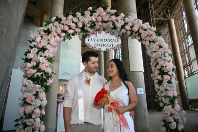 Aşkı 7 bin 500 kilometre uzakta buldu