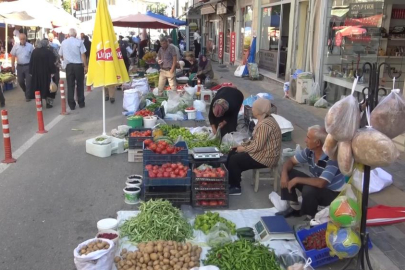 Bursa'da 700 yıldır her salı günü bereket duasıyla açılıyor
