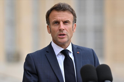 Macron'dan abaya yasağı açıklaması