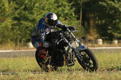 Milli motosikletçiler 3 ülkede piste çıkacak