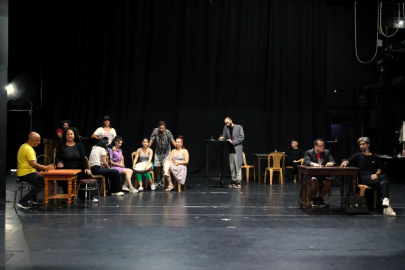 AVP'den dünya prömiyeri