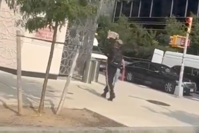 New York'taki Türkevi önünde Kur'an-ı Kerim'e saldırı