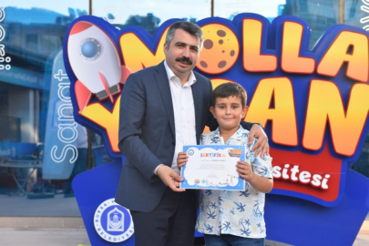 Molla Yegan Çocuk Üniversitesi'nde mezuniyet heyecanı