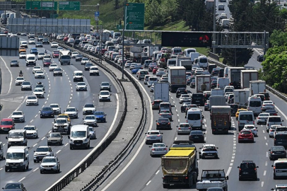 İstanbul'un bazı bölgelerinde trafik yoğunluğu yaşandı