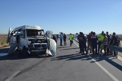 Kara yolunda can pazarı: 2 ölü, 9 yaralı