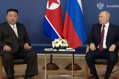 Putin, Kuzey Kore lideri Kim ile bir araya geldi