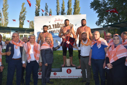 Sındırgı’da başpehlivan Hasan Cengiz oldu