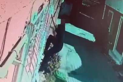 Bursa'da "örümcek adam"ın hırsızlığı kamerada