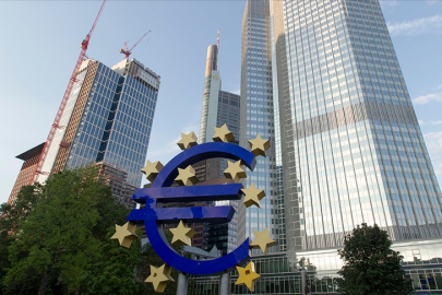 Küresel piyasalarda gözler ECB'nin faiz kararına çevrildi