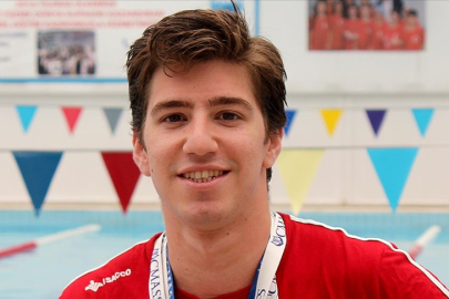 Milli yüzücüden Yunanistan'da gümüş madalya