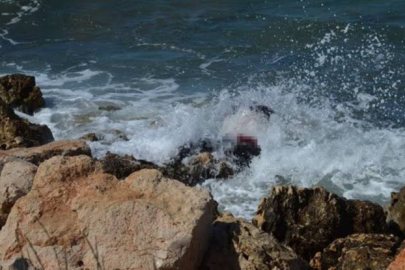 Sahile başı, el ve ayakları olmayan kadın cesedi vurdu