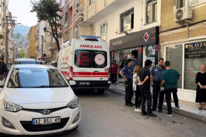 Bursa’da aynı evde yaşadığı sevgilisini öldürüp intihar etti