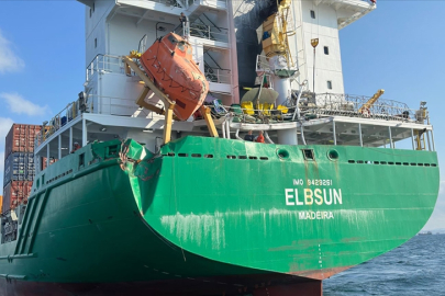 Ahırkapı açıklarında iki gemi çarpıştı