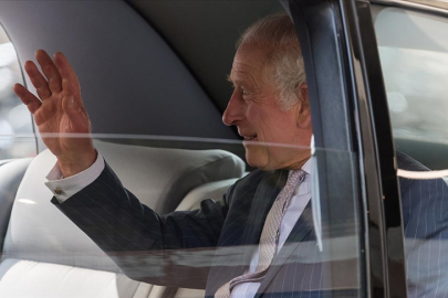 3. Charles'tan Fransa'ya ilk resmi ziyaret