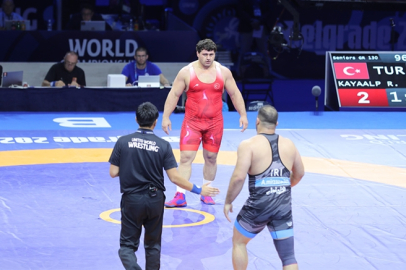 Milli güreşçi Rıza Kayaalp dünya ikincisi oldu