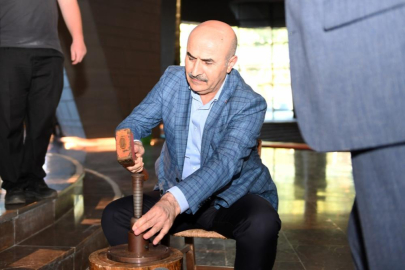 Vali Demirtaş, Fetih Müzesi’ni ziyaret etti