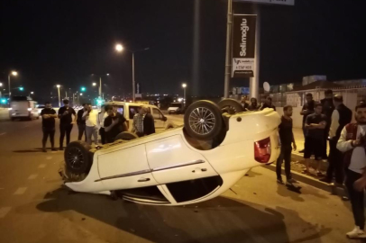 Bursa'da makas atan araç takla attı!