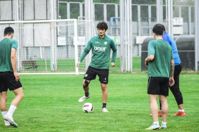 Bursaspor’da Beyoğlu Yeni Çarşı maçı hazırlıkları tamamlandı