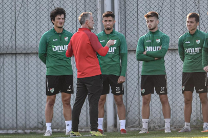 Bursaspor, Murat Sözkesen yönetiminde çalıştı