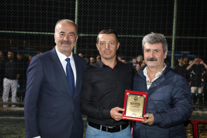 Nejat Biyediç futbol turnuvası şampiyonu Orhaniye