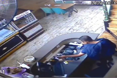 Bursa'da müşteri gibi girdi, alıp kayıplara karıştı