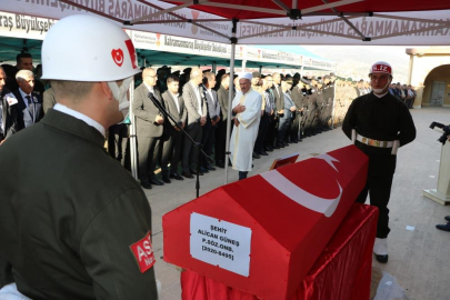 Kahramanmaraşlı şehit son yolculuğuna uğurlandı