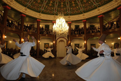 Bursa'da 400 yıllık Mevlevihane’de sema gösterisi