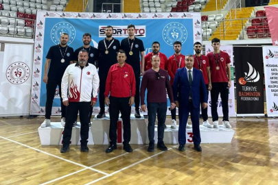 Büyükşehir Belediyesporlu badmintoncular yine zirvede