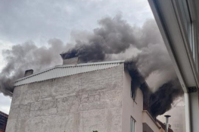 Bursa'da sinir krizi geçirdi, ailesinin bulunduğu evi yaktı!