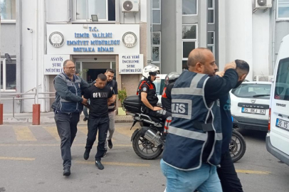 Kuyumcu soyguncuları, 15 dakikada yakalanınca şok oldu