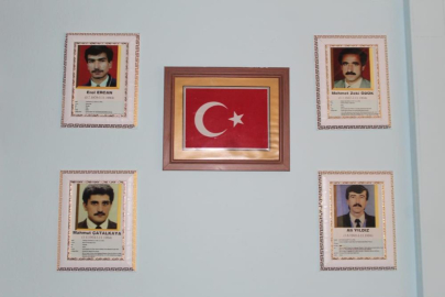 29 yıl önce şehit edilen öğretmenler unutulmadı