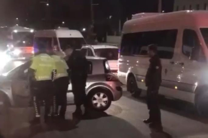 Bursa'da araçta uyuyakaldı trafiği felç etti