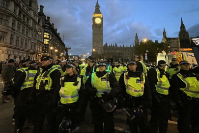 Londra'da 126 kişi gözaltına alındı