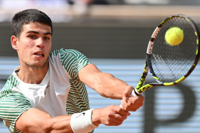 Carlos Alcaraz, ATP Finalleri'ne yenilgiyle başladı