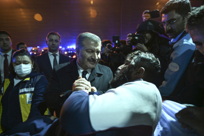 Gazzeli kanser hastaları Türkiye'ye getirildi