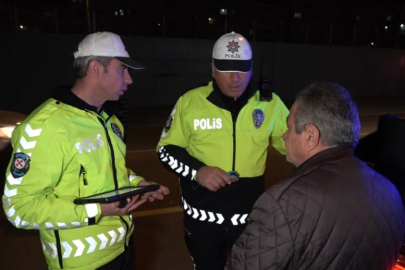 Bursa'da alkollü yakalanmamak için her yolu denedi