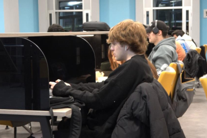 Büyükşehir, vize haftasında da gençlerin yanında