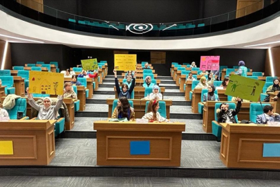 Yeryüzü Çocukları Derneğinden "Çocuk Hakları Meclisi"