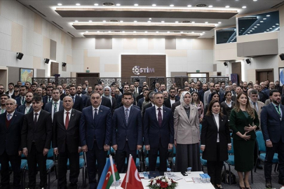 "İş Dünyası 100 İlin Zirvesi" Ankara'da yapıldı