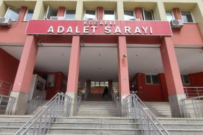 "İstihbarat görevlisiyim" dedi, yaşlı kadını dolandırdı