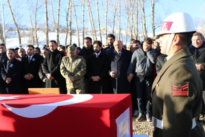 Erzincanlı şehit son yolculuğuna uğurlandı