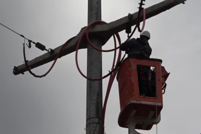 UEDAŞ ekiplerinden lodos mesaisi