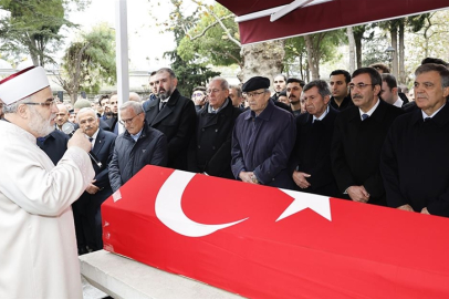 Lütfi Doğan'ın cenazesi, İstanbul'da toprağa verildi