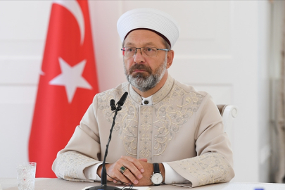 Cuma ve bayram hutbeleri 8 dilde e-Devlet'te